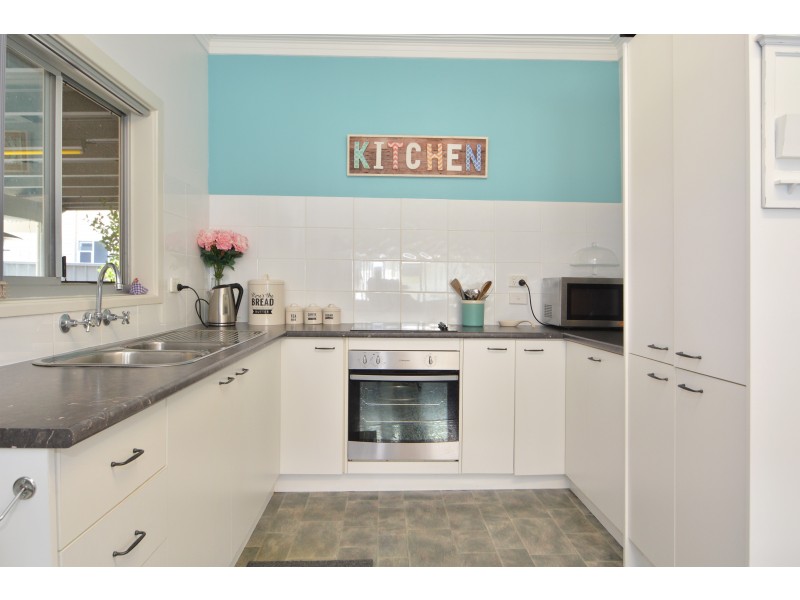 7 West Avenue, Cessnock NSW 2325