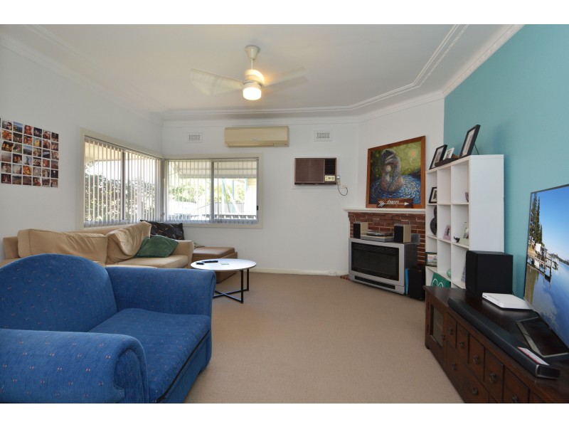 7 West Avenue, Cessnock NSW 2325