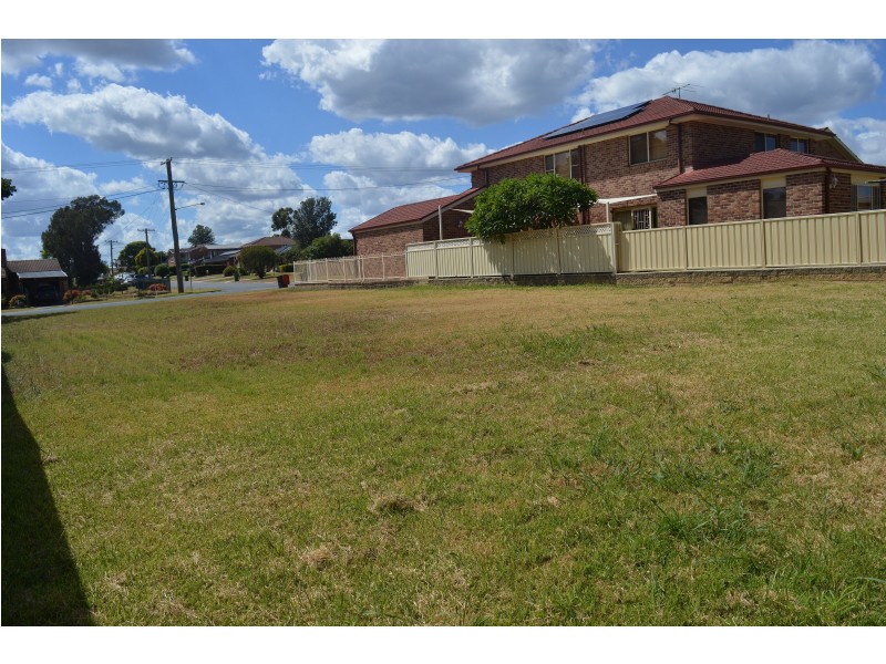 65 Lindsay Street, Cessnock NSW 2325