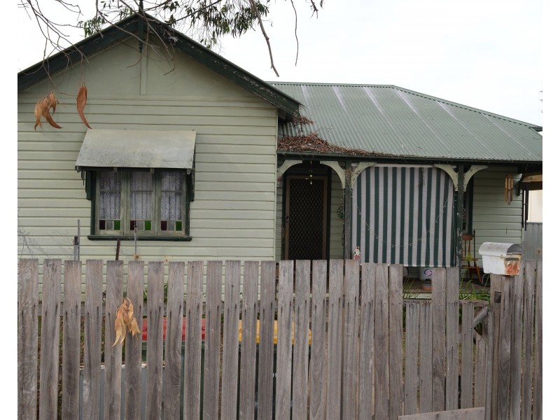 24 Boomerang Street, Cessnock NSW 2325