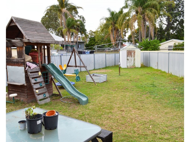 24 Boomerang Street, Cessnock NSW 2325