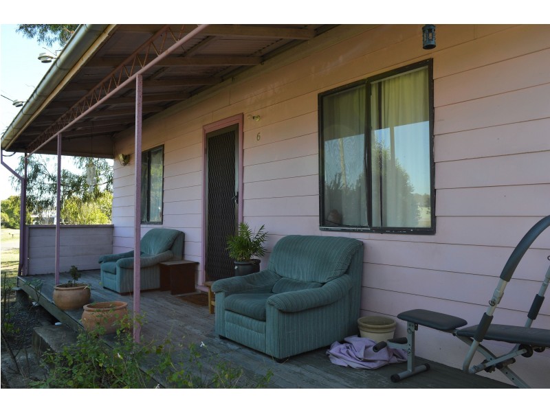 6 Vernon Street, Cessnock NSW 2325