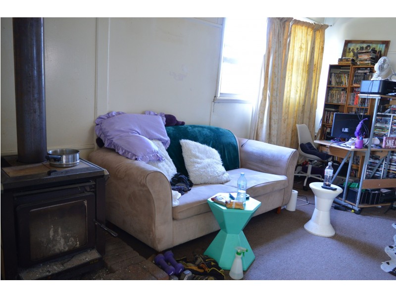 6 Vernon Street, Cessnock NSW 2325