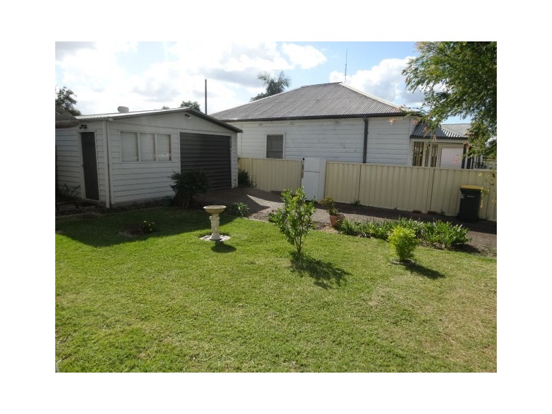 44 Daniel Street, Cessnock NSW 2325
