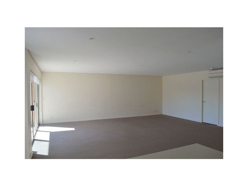6/10 – 14 North Avenue, Cessnock NSW 2325