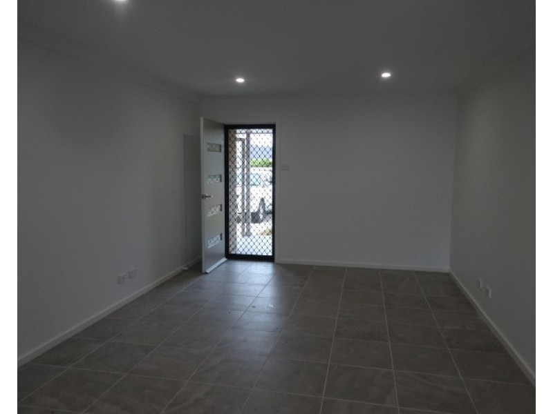 2/3A Curry Street, Aberdare NSW 2325