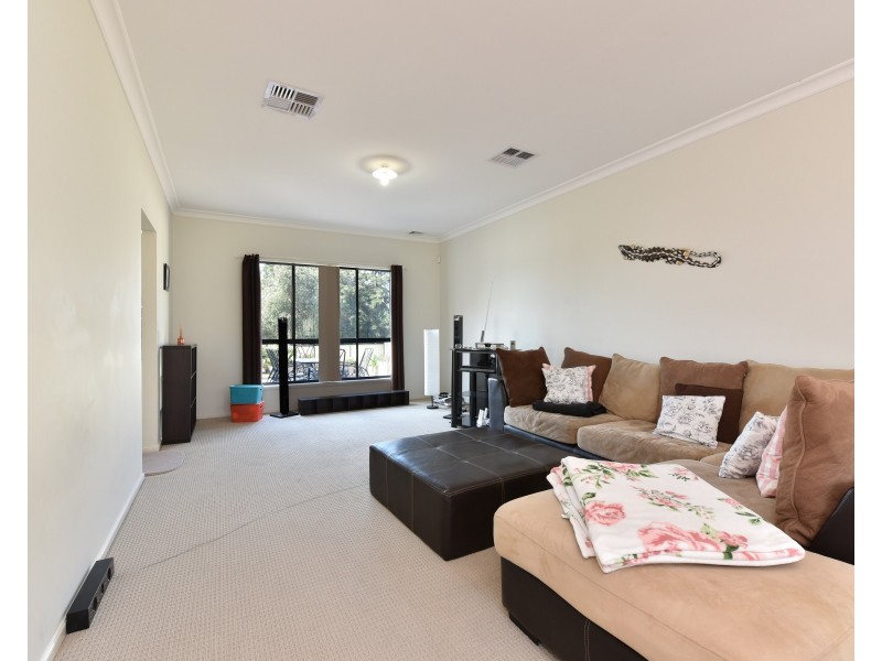 12 Hickey Street, Cessnock NSW 2325