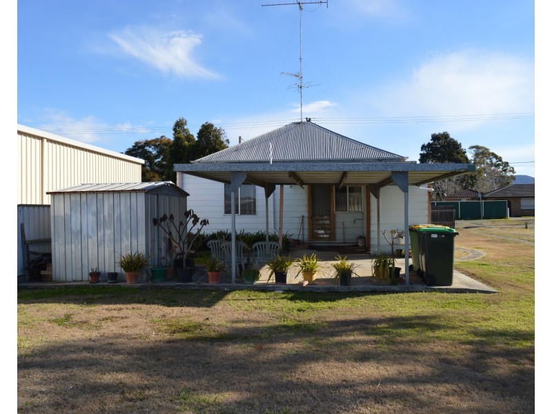 6 Mount View Road, Cessnock NSW 2325