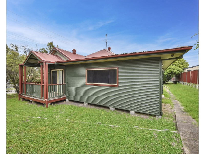 30 O’Brien Street, Cessnock NSW 2325