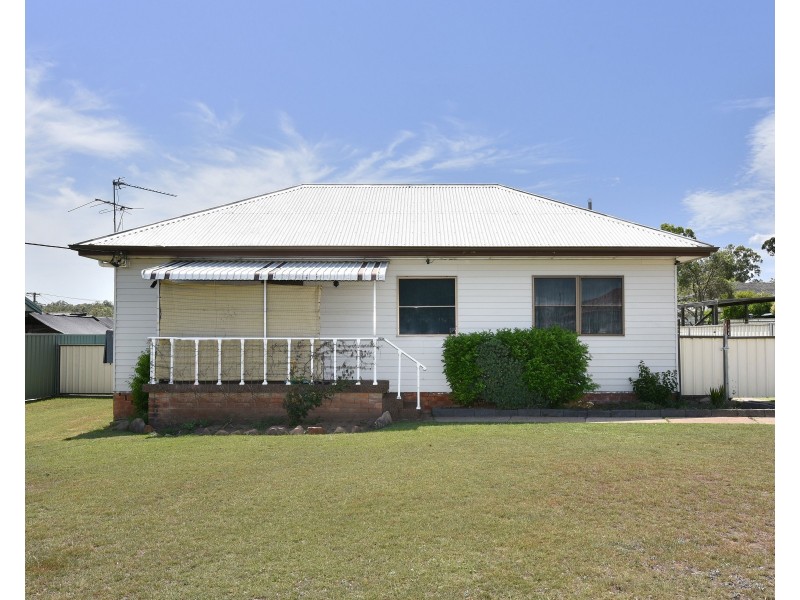 10 Subiaco Avenue, Cessnock NSW 2325