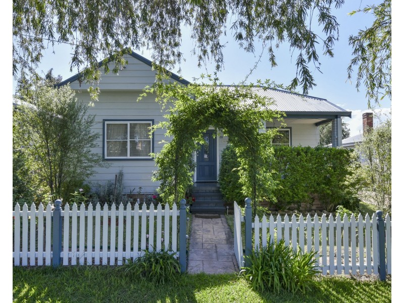 20 Desmond Street, Cessnock NSW 2325