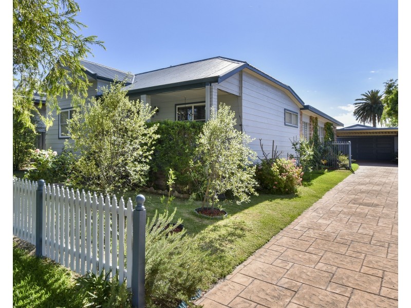 20 Desmond Street, Cessnock NSW 2325