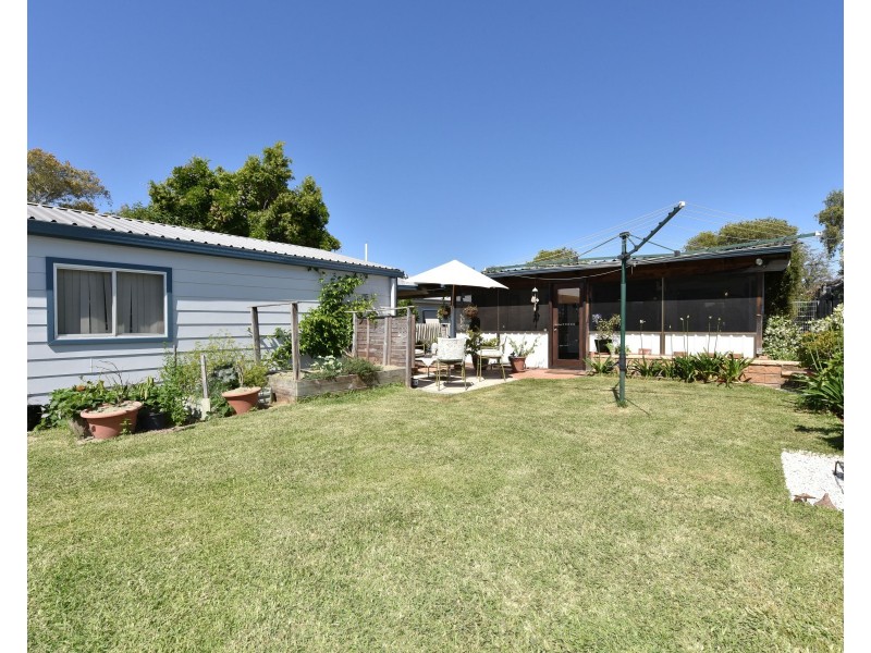 20 Desmond Street, Cessnock NSW 2325