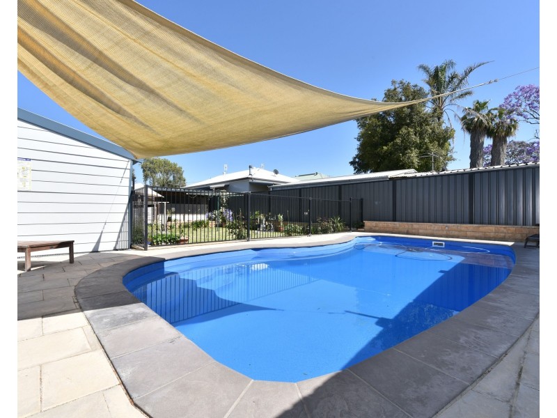 20 Desmond Street, Cessnock NSW 2325