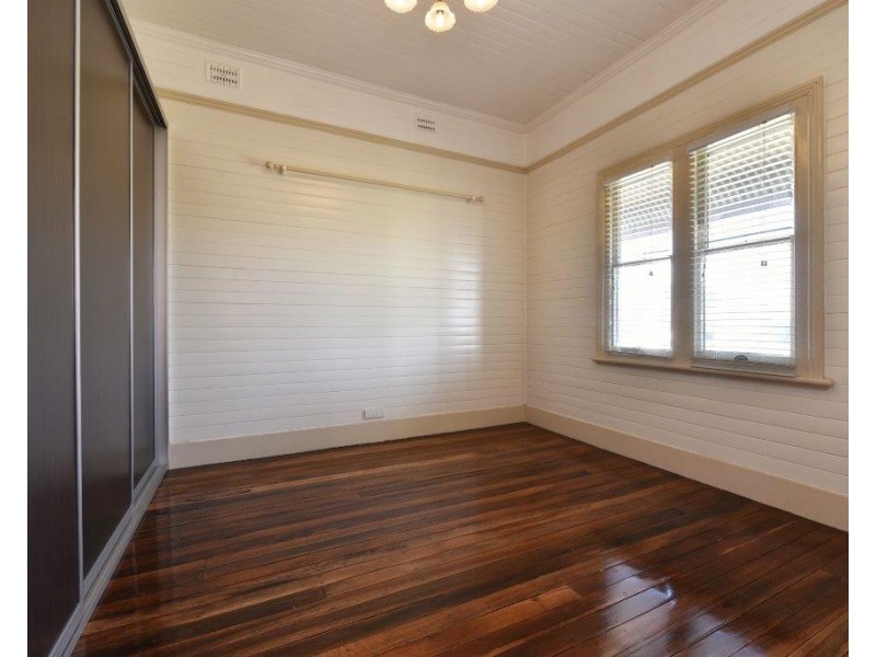 10 George Street, Cessnock NSW 2325