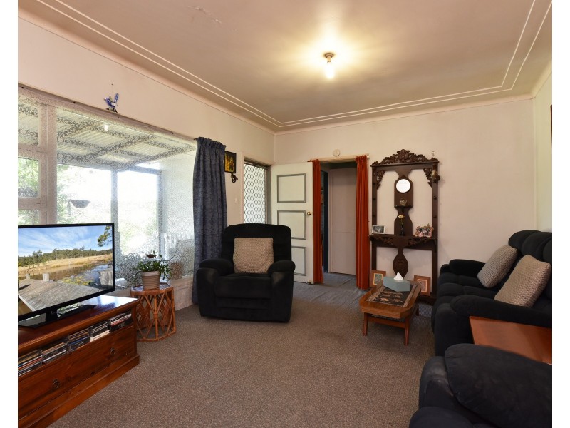 34 Rugby Street, Ellalong NSW 2325