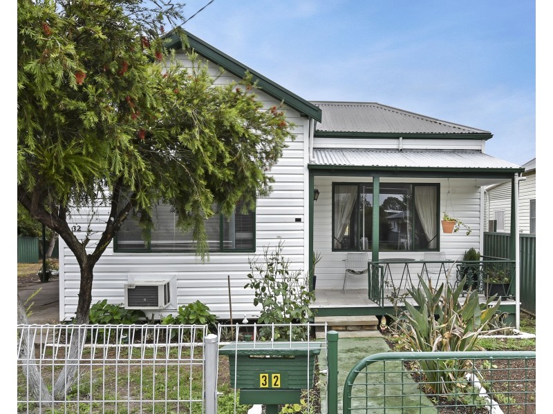 32 Mount View Road, Cessnock NSW 2325