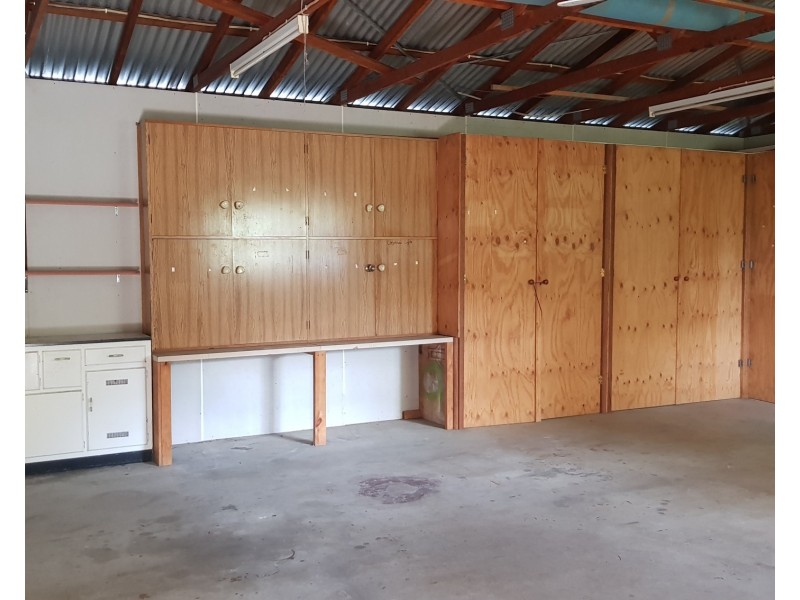 38 Anzac Ave, Cessnock NSW 2325