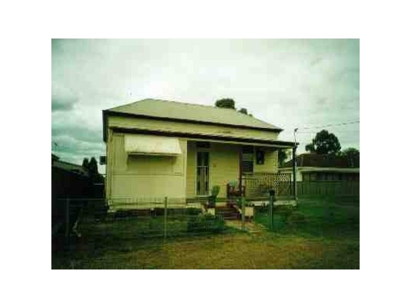 6 First Street, Cessnock NSW 2325