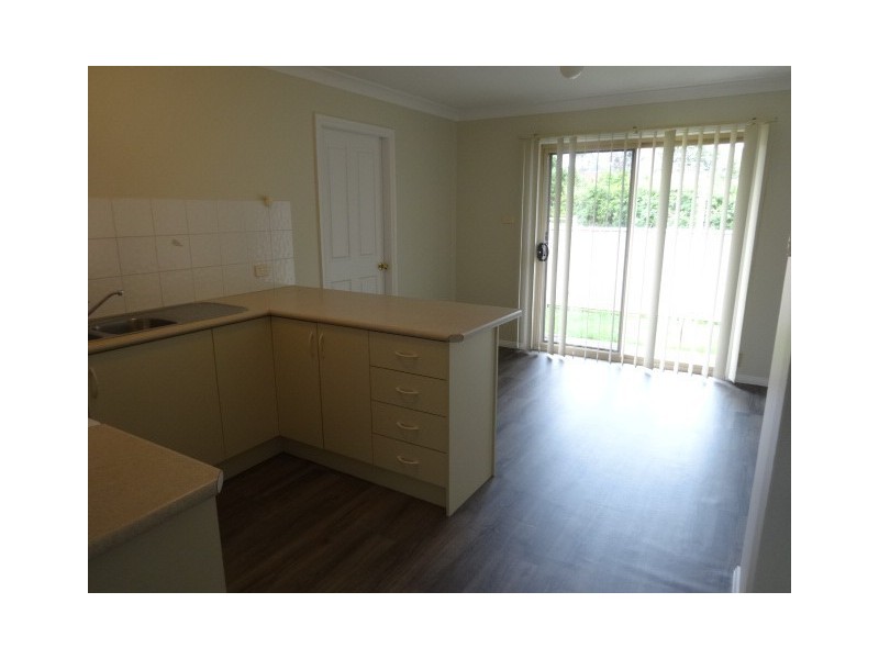 3/4 Nelson Street, Cessnock NSW 2325