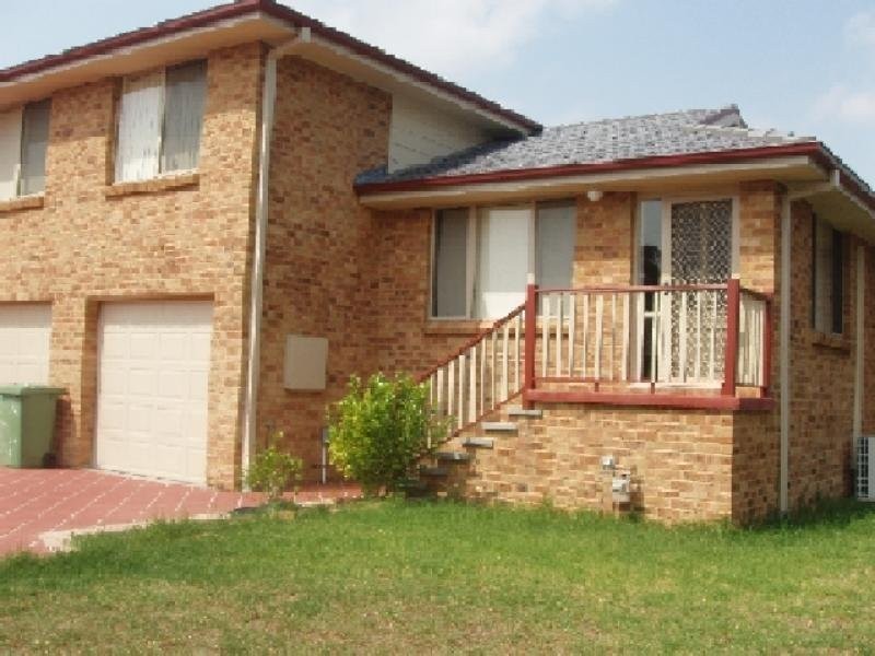2/7 Ferguson Street, Cessnock NSW 2325