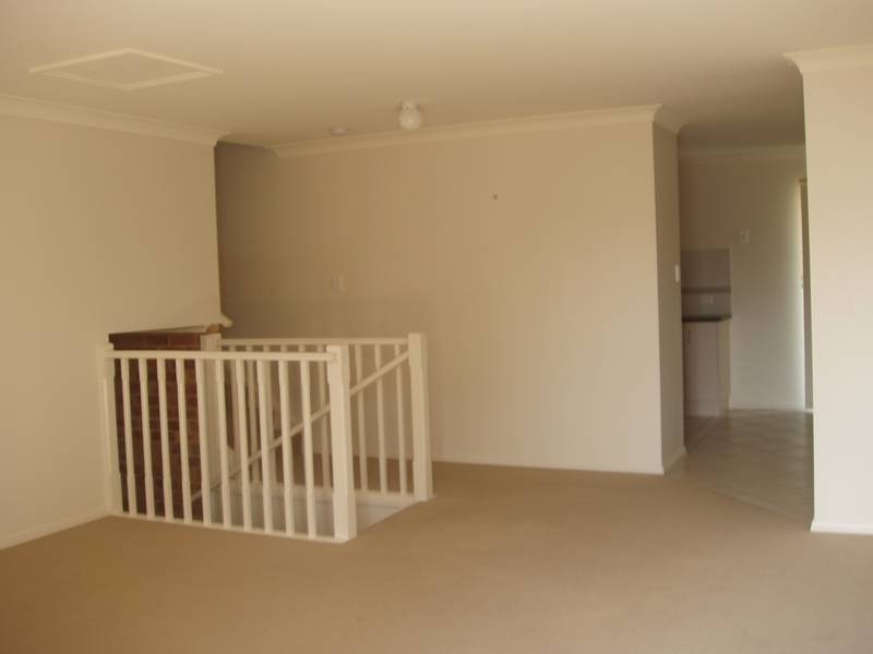 2/7 Ferguson Street, Cessnock NSW 2325