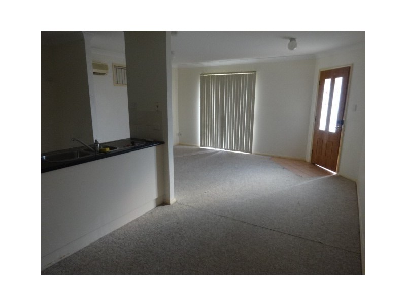 1/12 Chidgey Street, Cessnock NSW 2325