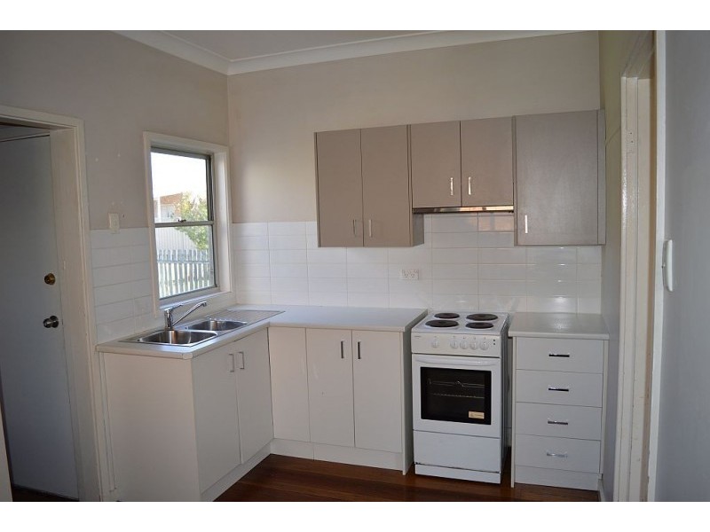 9 Hunter Avenue, Cessnock NSW 2325