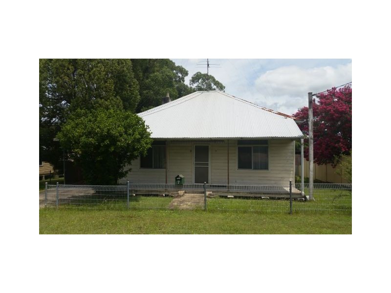 7 Ercildoune Street, Cessnock NSW 2325