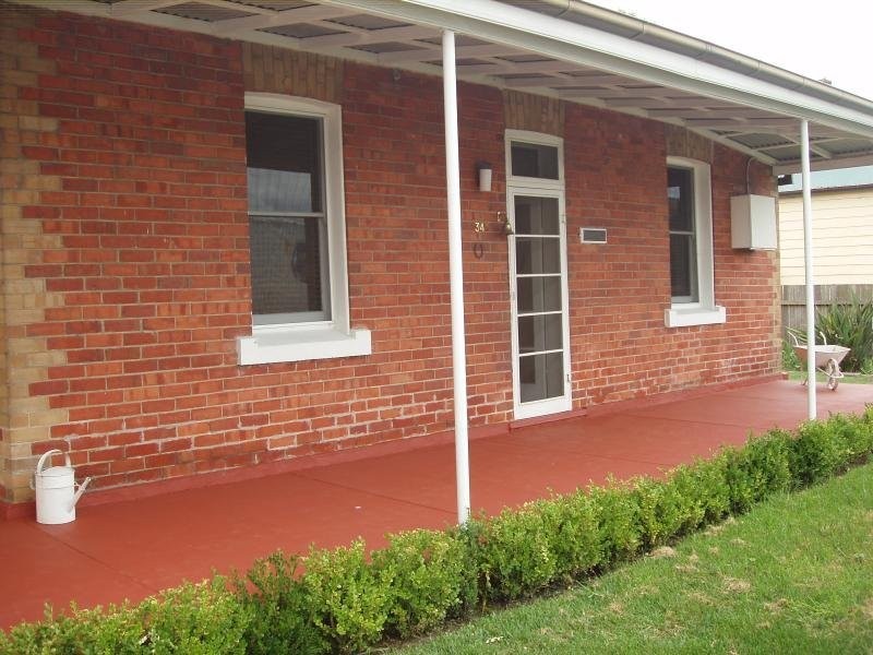 34 Charlton Street, Cessnock NSW 2325