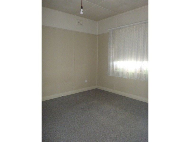 53 Edgeworth Street, Cessnock NSW 2325