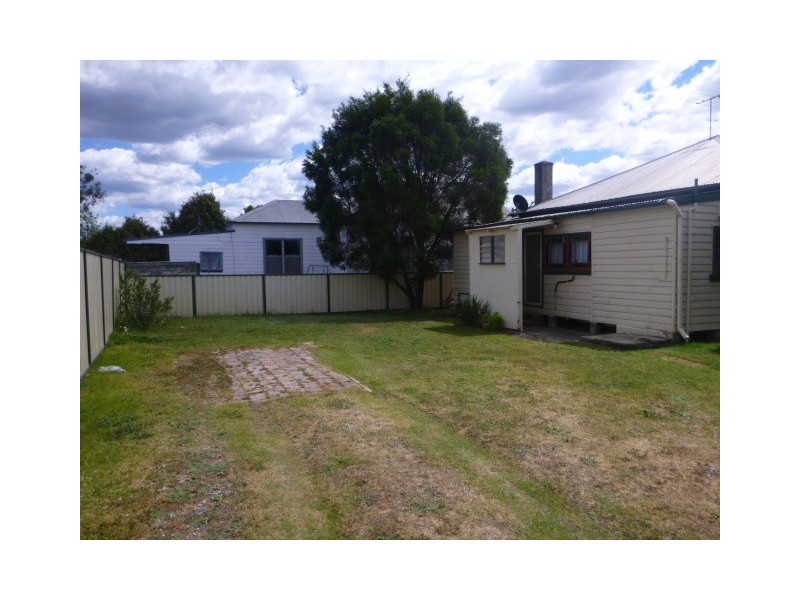 53 Edgeworth Street, Cessnock NSW 2325