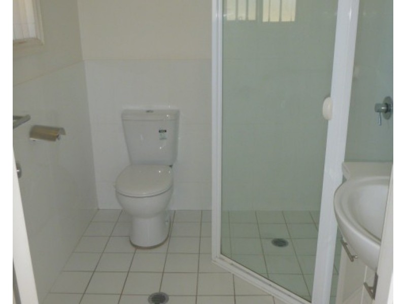 2/100 Mount View Road, Cessnock NSW 2325