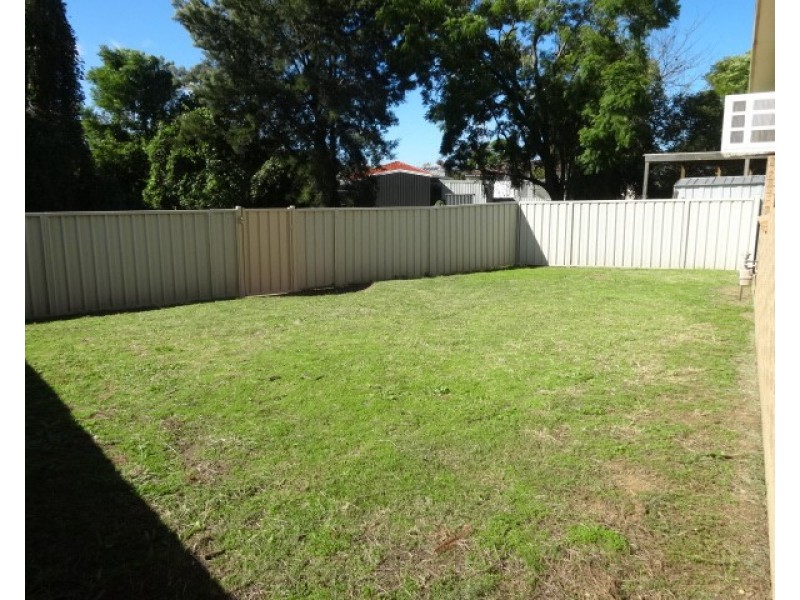 2/8C Sheddon Street, Cessnock NSW 2325