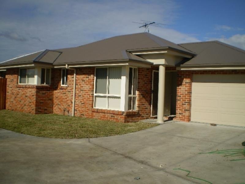 4/28B Garland Road, Cessnock NSW 2325