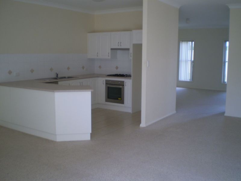 2/34 O’Shea Circuit, Cessnock NSW 2325