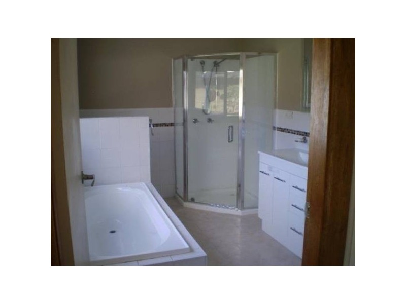 12 Blacks Rd, Paxton NSW 2325