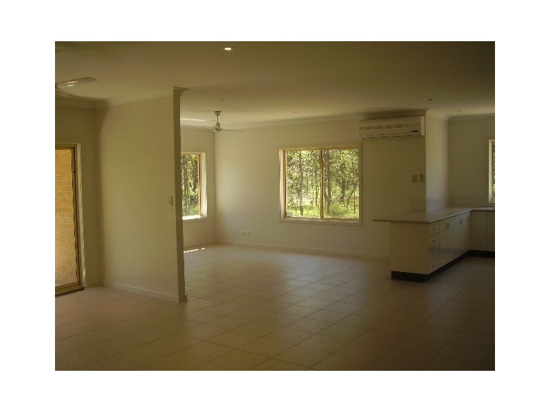 305 Anderson Ave, Paxton NSW 2325