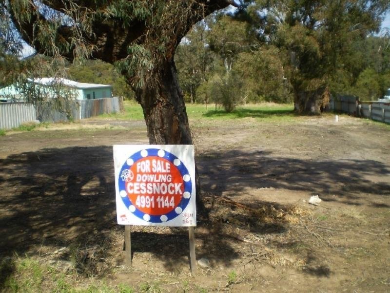13 Long Street, Cessnock NSW 2325
