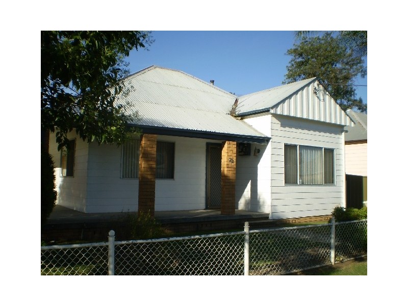 22 Mount View Rd, Cessnock NSW 2325