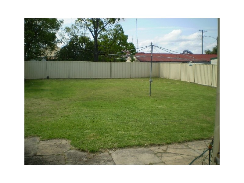 18 Alfred St, Cessnock NSW 2325