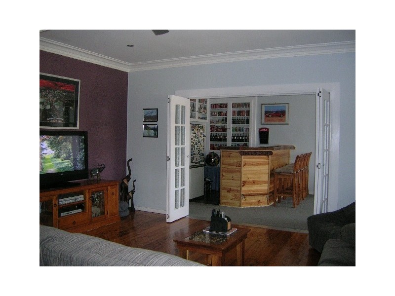 17 Anzac Ave, Cessnock NSW 2325