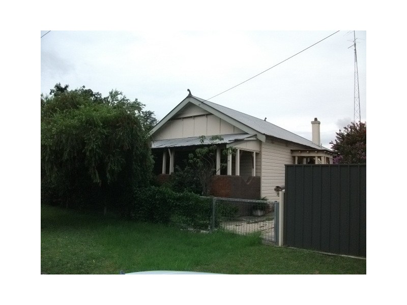 18 Dudley St, Cessnock NSW 2325