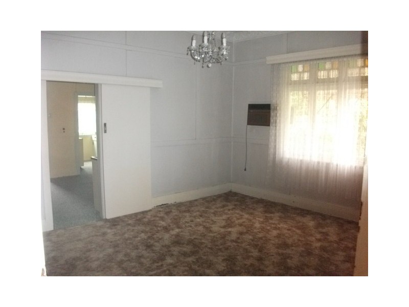 18 Dudley St, Cessnock NSW 2325