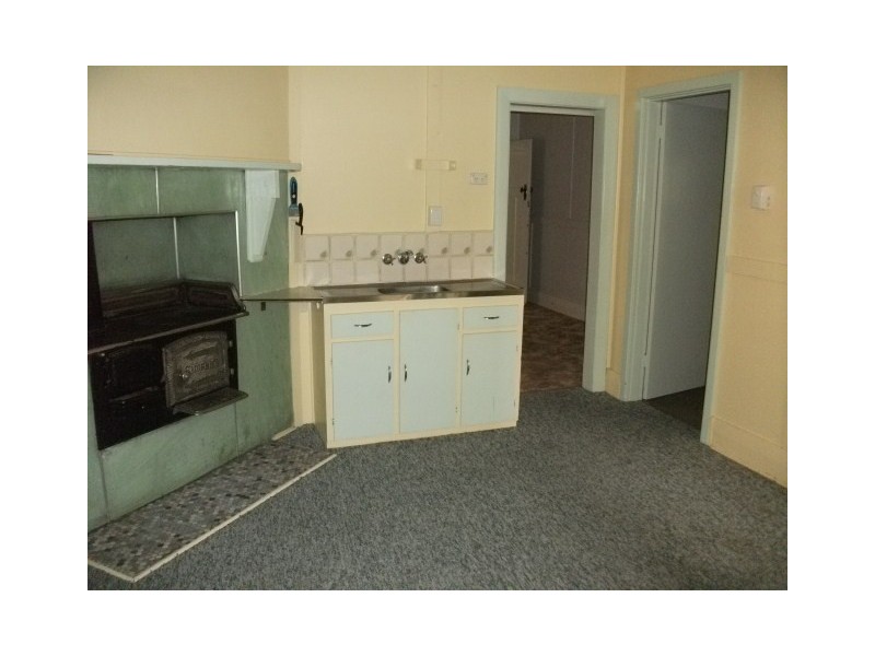 18 Dudley St, Cessnock NSW 2325