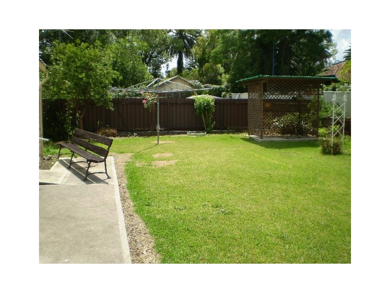 18 Dudley St, Cessnock NSW 2325