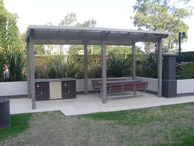 12/141 Bowden Street, Meadowbank NSW 2114