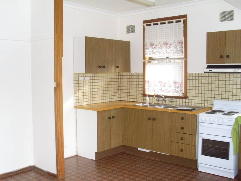 3 Sinfield Street, Ermington NSW 2115