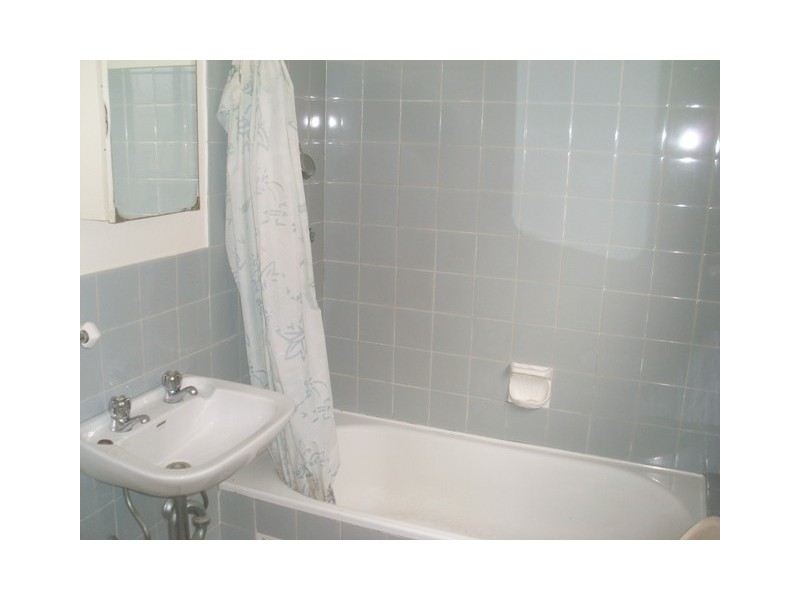 2/12 Mons Avenue, West Ryde NSW 2114