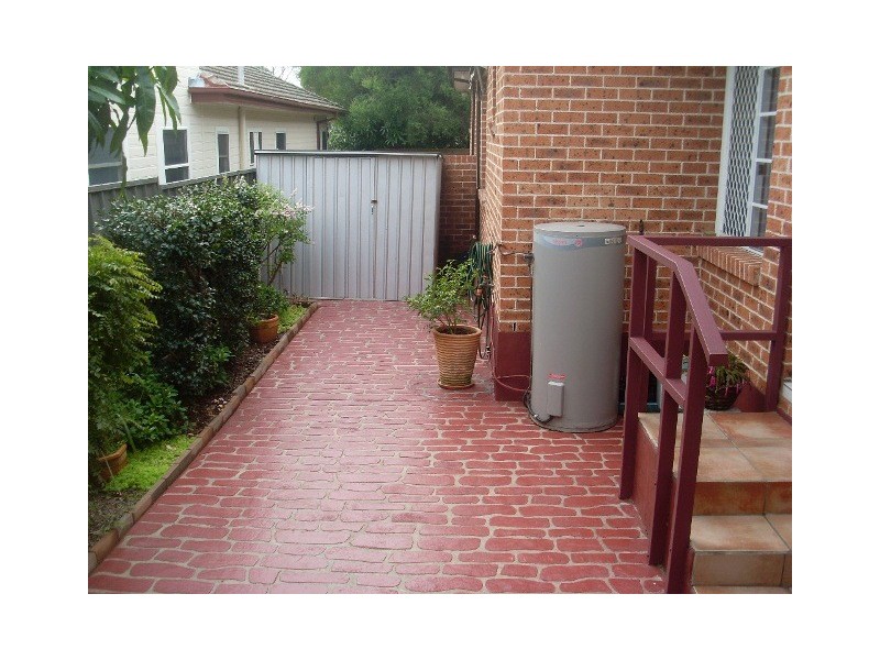 2/12 Deakin Street, West Ryde NSW 2114